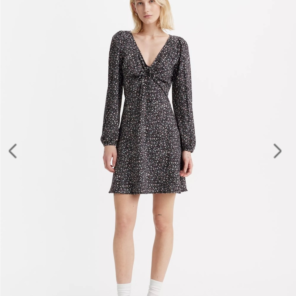 Levi's Delray Long Sleeve Mini Dress in Floral Caviar - Size Small NWT